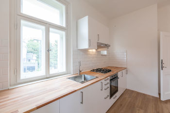 Kuchyňská linka - Pronájem bytu v osobním vlastnictví 13 m², Praha 8 - Libeň