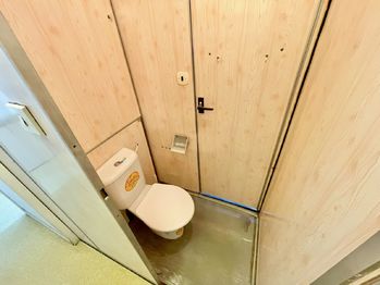 Samostatné WC - Prodej bytu 1+1 v osobním vlastnictví 43 m², Strakonice