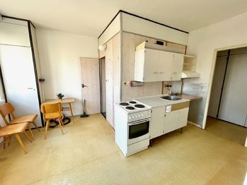 Kuchyně - Prodej bytu 1+1 v osobním vlastnictví 43 m², Strakonice