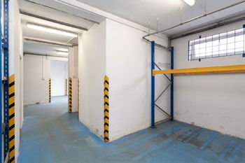 Pronájem skladovacích prostor 114 m², Praha 4 - Modřany