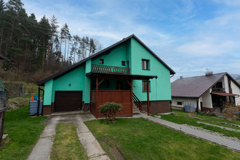Prodej domu 168 m², Police