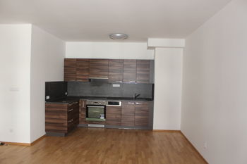 Pronájem bytu 2+kk v osobním vlastnictví 66 m², Praha 9 - Letňany