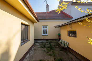 Prodej domu 200 m², Uherský Brod