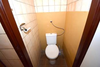WC - Pronájem výrobních prostor 280 m², Dříteň
