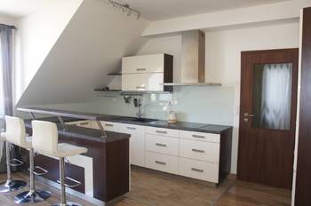 kuchyně - Pronájem bytu 2+kk v osobním vlastnictví 51 m², Praha 4 - Písnice