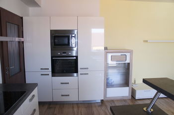 kuchyně - Pronájem bytu 2+kk v osobním vlastnictví 51 m², Praha 4 - Písnice