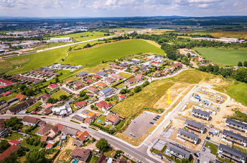 Prodej pozemku 823 m², Vráto