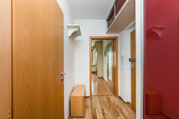 Pronájem bytu 2+kk v osobním vlastnictví 34 m², Praha 5 - Zbraslav