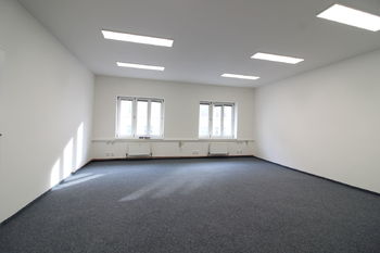 Pronájem kancelářských prostor 34 m², Praha 7 - Holešovice