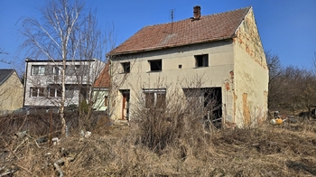 Prodej pozemku 3685 m², Kučerov