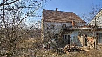 Pohled na dům ze zahrady - Prodej domu 150 m², Kučerov