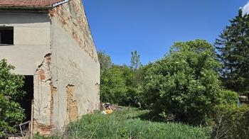 Plocha vedle domu - Prodej domu 150 m², Kučerov