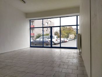 Pronájem obchodních prostor 63 m², Praha 10 - Malešice