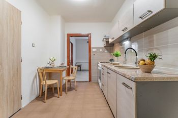 Kuchyň. - Prodej domu 69 m², Kardašova Řečice