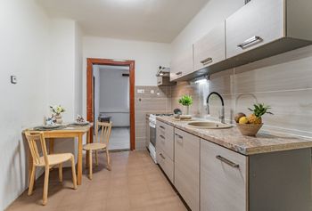 Kuchyň. - Prodej domu 69 m², Kardašova Řečice