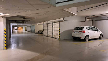 Pronájem garážového stání 1701 m², Praha 4 - Kunratice