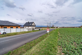 Prodej pozemku 1032 m², Vrskmaň
