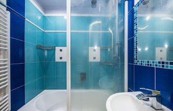 Koupelna - Prodej bytu 3+1 v družstevním vlastnictví 71 m², Krupka