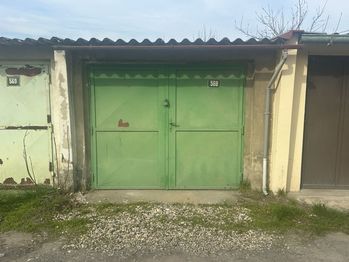 Prodej garáže 21 m², Černčice