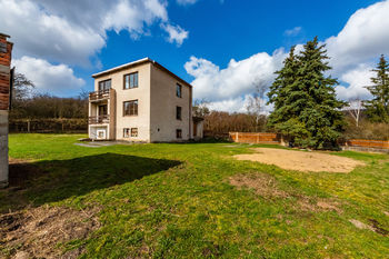 Prodej domu 255 m², Nučice