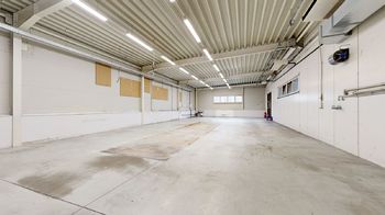 Prodej výrobních prostor 4161 m², Blansko