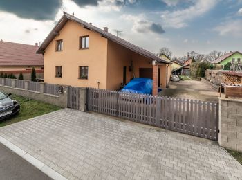Prodej domu 138 m², Milovice