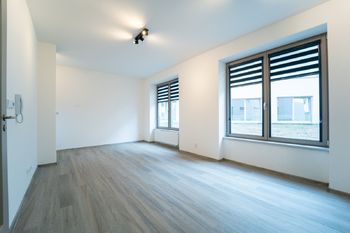 Pronájem bytu 1+kk v osobním vlastnictví 37 m², Cerhenice