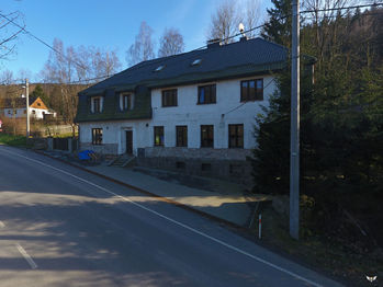 Prodej hotelu 550 m², Mníšek (ID 244-NP02536)