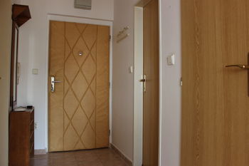 vstupní chodba - Pronájem bytu 1+1 v osobním vlastnictví, Olomouc