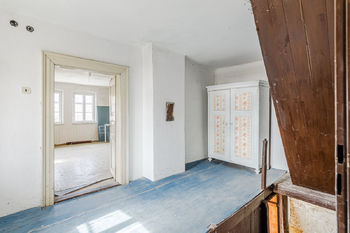 Prodej domu 260 m², Řepín