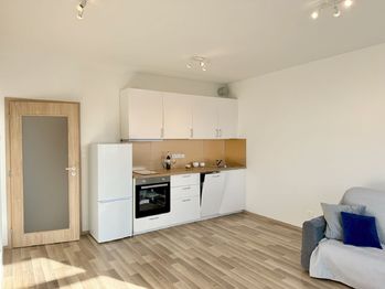 Pronájem bytu 2+kk v osobním vlastnictví 53 m², Praha 10 - Uhříněves