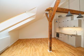 Pronájem bytu 4+1 v osobním vlastnictví 138 m², Praha 3 - Vinohrady