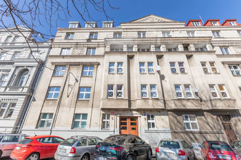 Prodej bytu 3+kk v osobním vlastnictví 109 m², Praha 5 - Smíchov