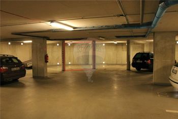 Parkovací stání - Pronájem bytu 2+kk v osobním vlastnictví 65 m², České Budějovice