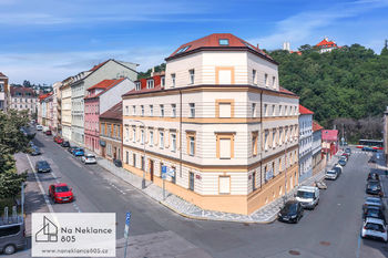 Prodej bytu 2+kk v osobním vlastnictví 56 m², Praha 5 - Smíchov