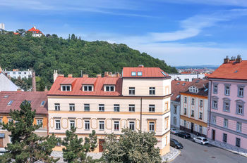 Prodej bytu 2+kk v osobním vlastnictví 56 m², Praha 5 - Smíchov