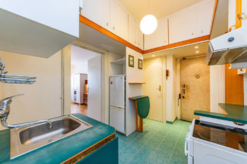 4. Kuchyně - Prodej bytu 2+kk v osobním vlastnictví 48 m², Praha 6 - Dejvice