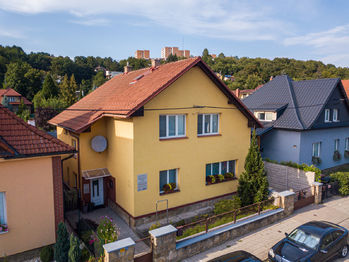 Prodej domu 147 m², Březůvky