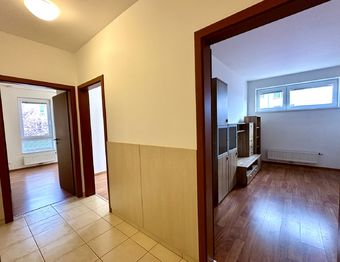 Prodej bytu 3+kk v osobním vlastnictví 83 m², Praha 10 - Uhříněves