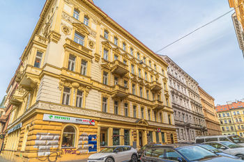 Prodej bytu 1+kk v osobním vlastnictví 22 m², Praha 2 - Nové Město