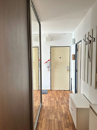 Chodba - Prodej bytu 4+kk v osobním vlastnictví 81 m², Kladno
