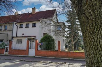 Prodej domu 120 m², Praha 4 - Záběhlice