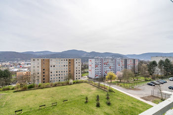 Výhled z balkónu - Prodej bytu 4+1 v družstevním vlastnictví 88 m², Ústí nad Labem