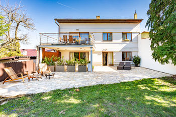 Prodej domu 407 m², Hořovice (ID 124-NP01194)