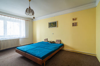 zděný dům ložnice - Prodej domu 170 m², Pavlíkov
