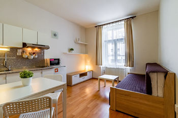 Pronájem bytu 2+kk v osobním vlastnictví 48 m², Praha 10 - Strašnice