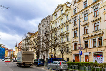 Pronájem bytu 1+kk v osobním vlastnictví, Praha 10 - Vršovice