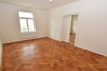 Pokoj č. 2 - Pronájem bytu 3+1 v osobním vlastnictví 87 m², Praha 2 - Vinohrady