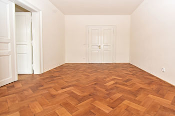 Pokoj č. 2 - Pronájem bytu 3+1 v osobním vlastnictví 87 m², Praha 2 - Vinohrady