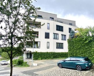 Prodej bytu 3+kk v osobním vlastnictví 75 m², Praha 4 - Modřany